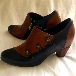 L’Artiste | Brown & Dark Teal Leather Booties | Size 40 | Excellent Condition!